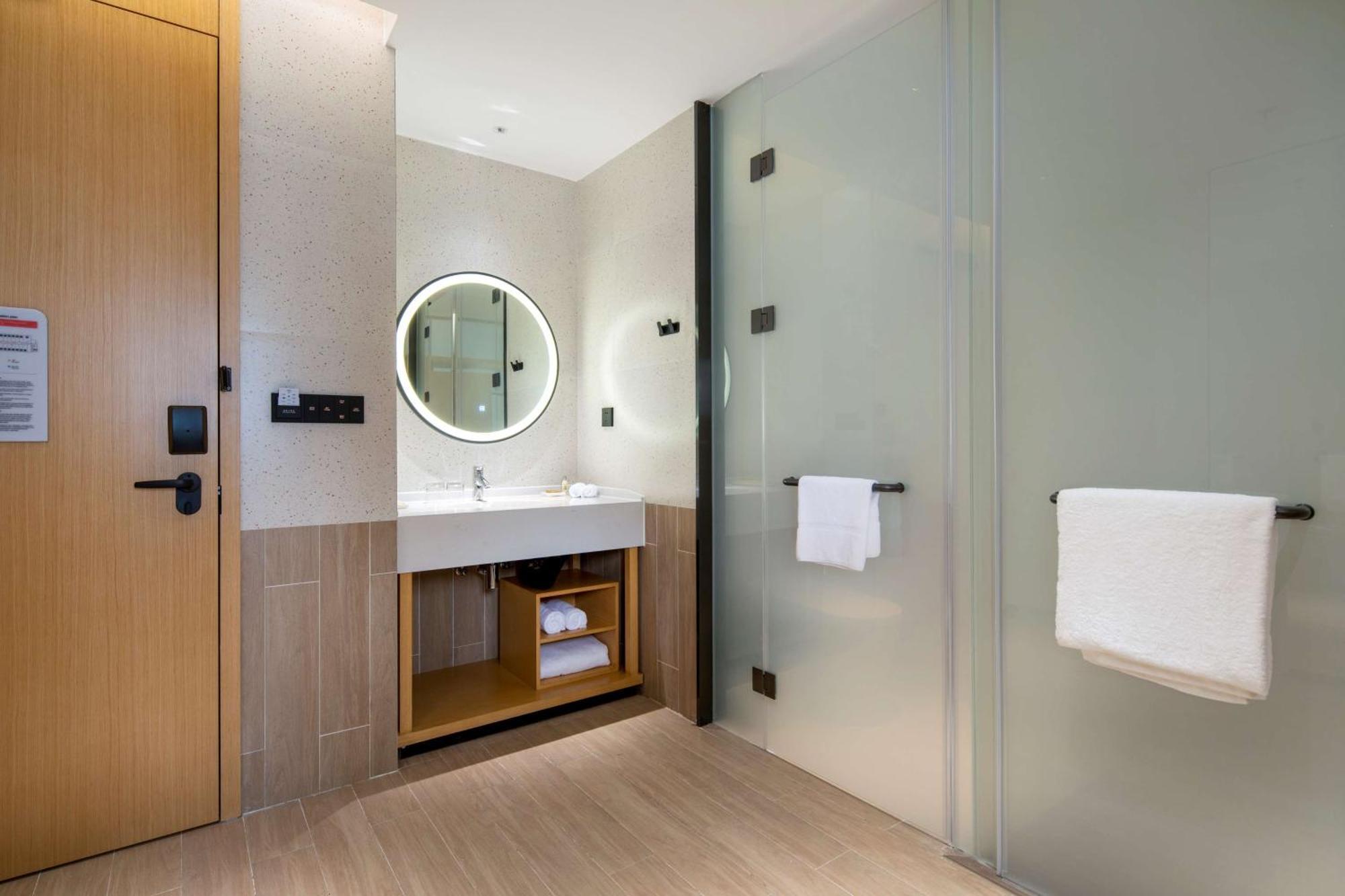 Hilton Garden Inn Shenzhen Nanshan Avenue Esterno foto
