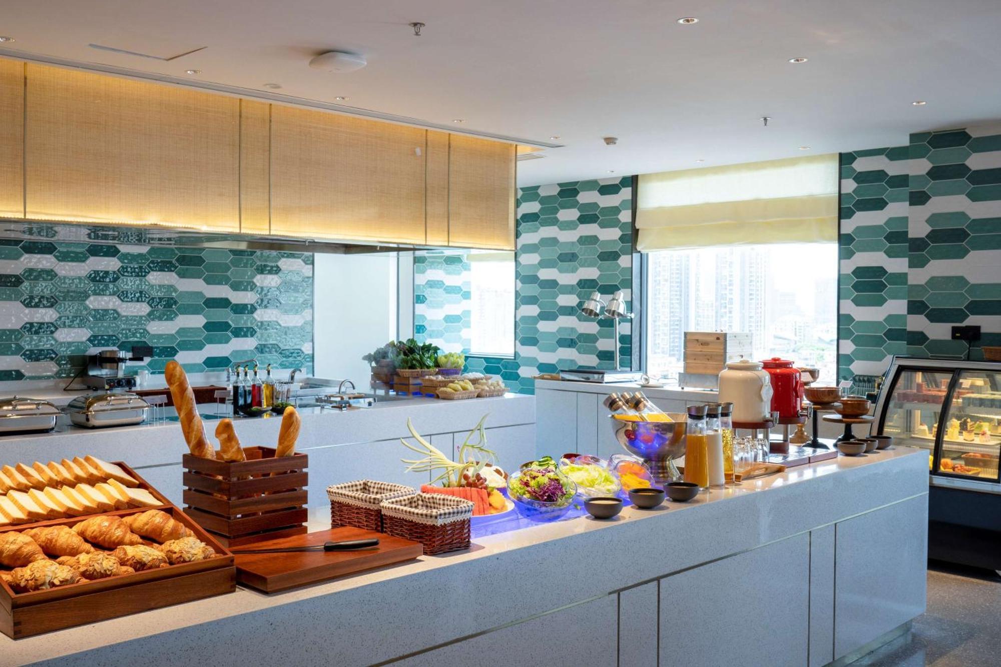 Hilton Garden Inn Shenzhen Nanshan Avenue Esterno foto